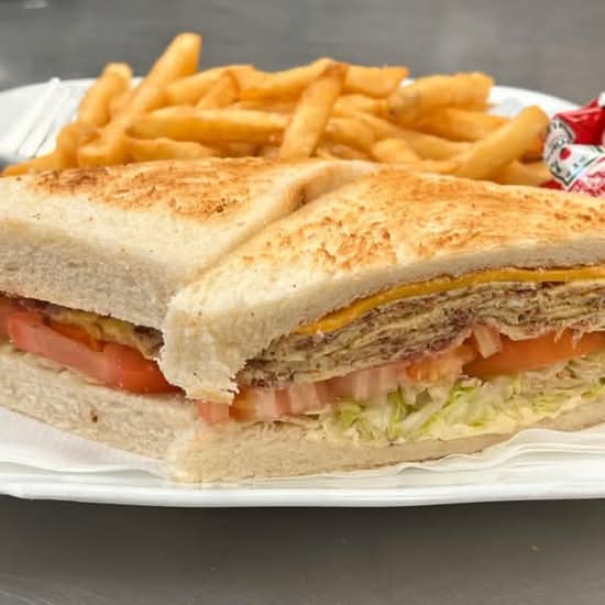 Canned Corned Beef, Cheese and Egg Sandwich with Fries (芝士鹹牛肉蛋三文治配薯條)